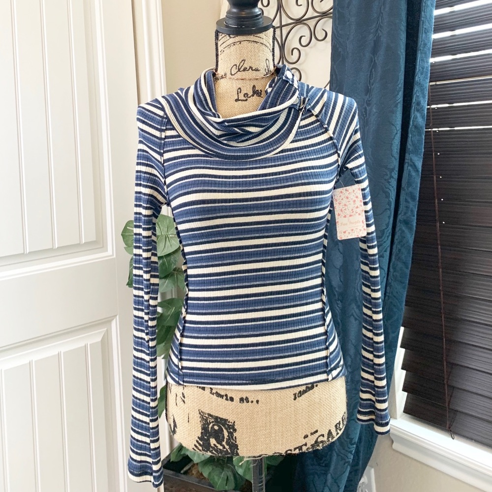 Free people top - Picture 5 of 8